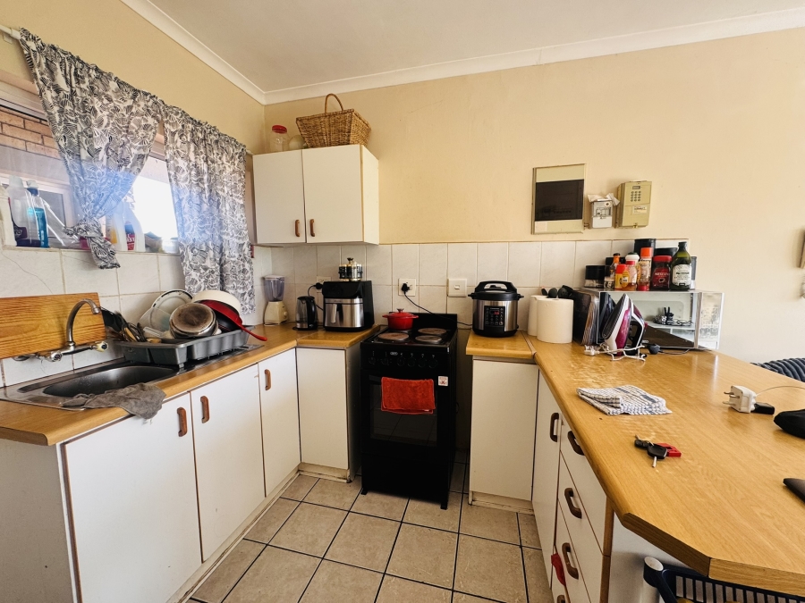 To Let 2 Bedroom Property for Rent in Rome Western Cape